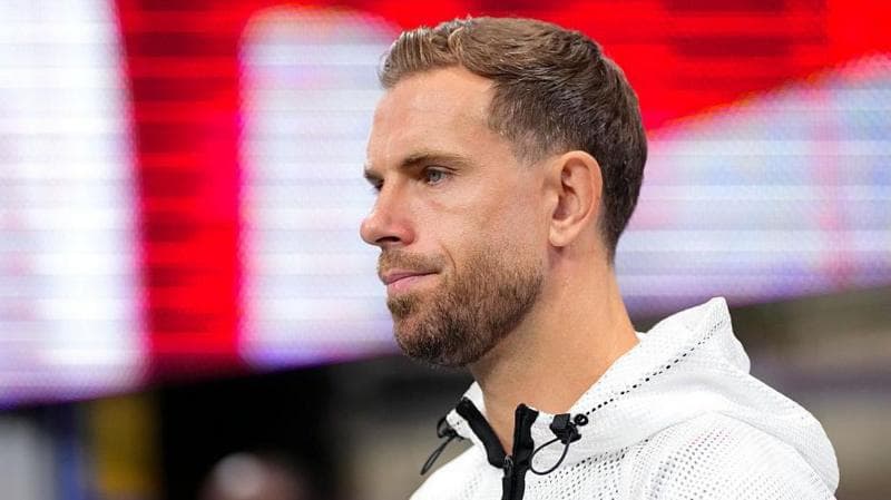 Henderson Injures Wrist in England Celebrations