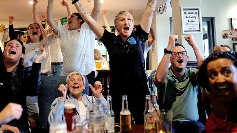 Extended Hours for Pubs During England vs Mexico Match