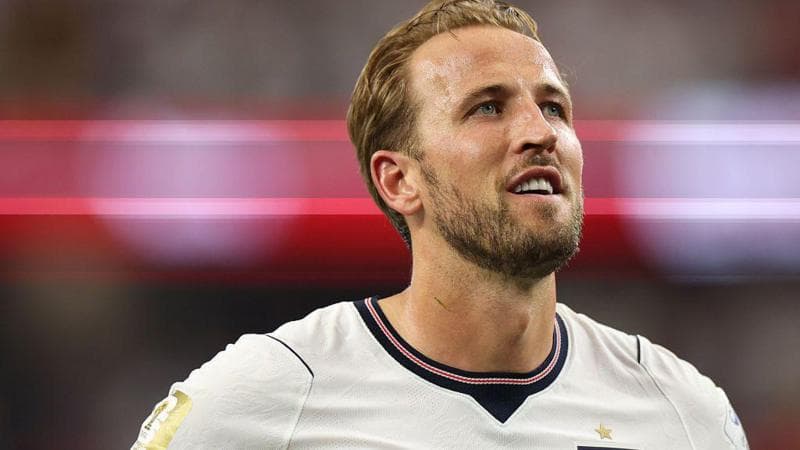 Kane is England's 'greatest striker', says Lineker