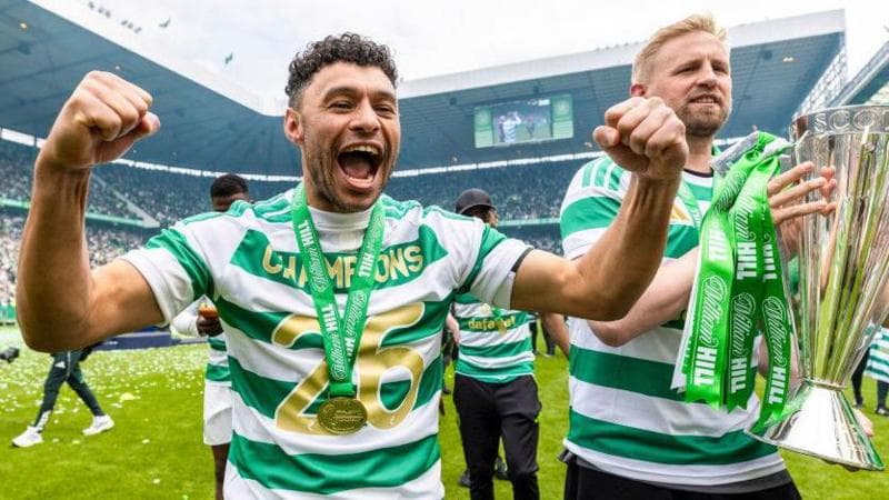 Oxlade-Chamberlain Signs New One-Year Celtic Deal