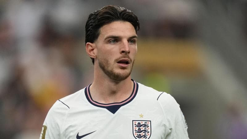 Rice Expected to Be Fit for Ghana Clash Despite Back Pain